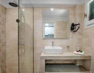 Gallery image of Lido Sofia Holidays in Agios Gordios +96 photos