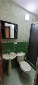 A bathroom at Piazza Granada