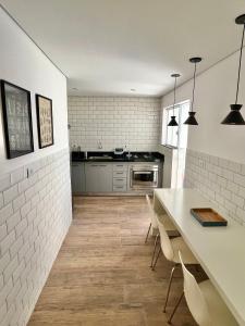 Dapur atau dapur kecil di Casa Nova - Excelente Localização