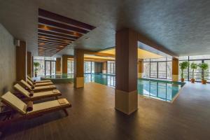 Bazén v ubytování Borjomi Likani Health & Spa Centre nebo v jeho okolí