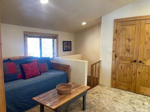Galería fotográfica de Lazy J Mountain Retreat In Red River Nm en Red River