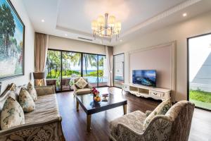 TV/Unterhaltungsangebot in der Unterkunft Vinpearl Resort & Spa Phu Quoc