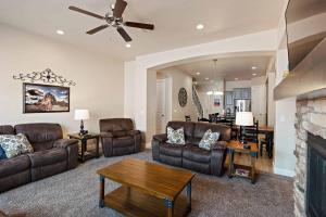 Χώρος καθιστικού στο Good Day Sunshine townhouse +43 φωτογραφίες