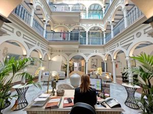 Część wypoczynkowa w obiekcie Itaca Sevilla by Soho Boutique
