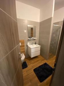 Kúpeľňa v ubytovaní Studio Apartman 4YOU CITY MAX