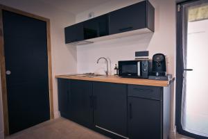 Zdjęcie z galerii obiektu Maison avec jacuzzi privatif w mieście Renac +7 zdjęć