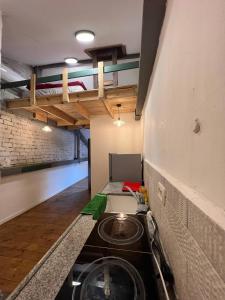 Gallery image of Beautiful Cosy loft apartment #3, With Breakfast in Tel Aviv