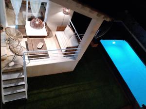 The swimming pool at or close to casa santa caterina