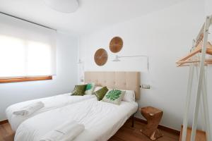 Postel nebo postele na pokoji v ubytování Leku Eder by Clabao