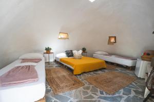 Posteľ alebo postele v izbe v ubytovaní Nisi Glamping