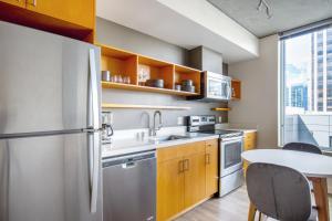 Gallery image of Downtown Bellevue 1BR w Lounge Gyms nr shops SEA-125 in Bellevue