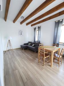 Część wypoczynkowa w obiekcie Apartamenty Stajnia Ojcowizna