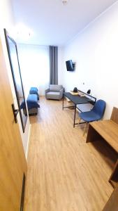 Posezení v ubytování Sleep Port B&B - bezpłatny parking