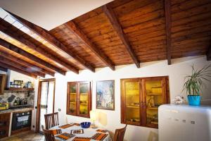 Foto Roomas asuva majutusasutuse Laura's Brother - Close to St. John's Basilica galeriist