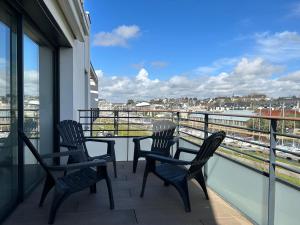 Balkón alebo terasa v ubytovaní Les Terrasses Marines - Vue imprenable sur le port de plaisance