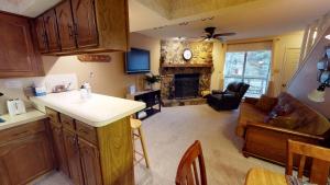 Køkken eller tekøkken på Grandview #11 Townhouse With High Speed Wifi