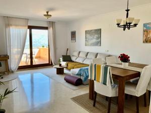 Fotografie z fotogalerie ubytování Socrates Holiday Rental, La Mairena - El Soto Golf Club FREE PADEL GYM TENNIS & GOLF v destinaci Ojén