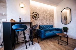 Posedenie v ubytovaní Luxury Studio Apartment with Terrace