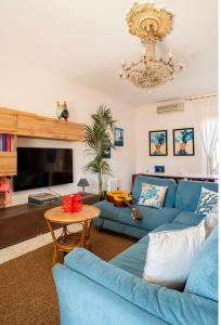 Khu vực ghế ngồi tại Follow The Sun Catania - Rooftop Terrace