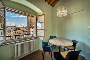 A seating area at YiD Lovely Duomo suite Apt