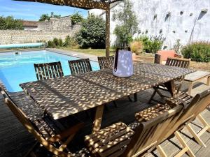 Zdjęcie z galerii obiektu Grande maison de village avec piscine w mieście Sainte-Marie-de-Ré