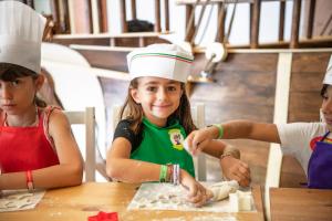 Majutusasutuse Gattarella Family Resort Puglia - Standard Half-Board à buffet külastajad