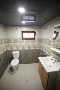 Koupelna v ubytování Guest House Nikola