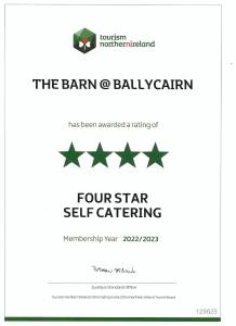 The Barn at BallyCairn tesisinde sergilenen bir sertifika, ödül, işaret veya başka bir belge