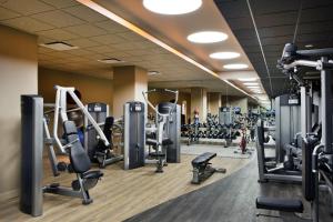 Fitness centrum a/nebo fitness zařízení v ubytování Ocean Place Resort & Spa