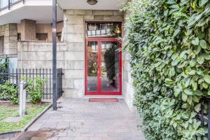 The facade or entrance of Morgantini House San Siro-Duomo "Netflix & Terrace"