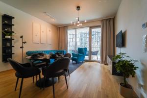 A television and/or entertainment centre at The View 1