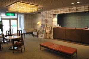 Restoran või mõni muu söögikoht majutusasutuses Sky Hotel Uozu Annex