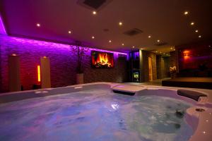 Afbeelding uit fotogalerij van Privé Spa L'amour in Nuenen
