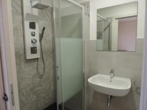 A bathroom at Sciesa Guest House