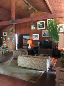 Gallery image of Pousada Sete Sinos in Itaipava +20 photos