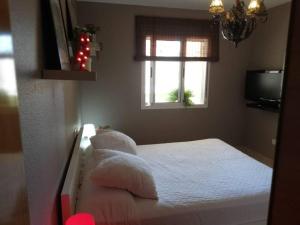 Zdjęcie z galerii obiektu Apartamento para la felicidad w mieście Roquetas de Mar