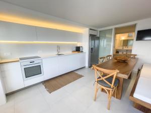 Dapur atau dapur kecil di Appartement Toucan - Grand standing pleine vue mer