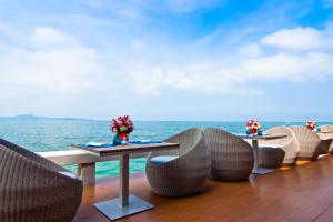 Foto de la galería de Royal Cliff Beach Terrace Pattaya en Pattaya South