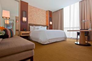 Ліжко або ліжка в номері The Westin Lima Hotel & Convention Center