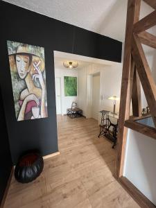 TV a/nebo společenská místnost v ubytování Ferienwohnung Ricke