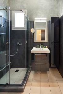 A bathroom at Mirabella spacious studio