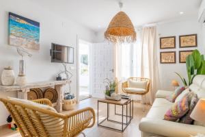TV a/nebo společenská místnost v ubytování El Pinito Moraira