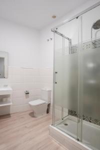 A bathroom at Edificio Conde 7- Plaza de la Merced