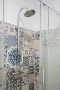 A bathroom at Edificio Conde 7- Plaza de la Merced