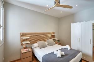 Posteľ alebo postele v izbe v ubytovaní BBarcelona Montjuic Apartment