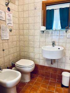 Koupelna v ubytování Rooms Mastrangelo