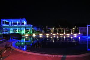 Gallery image of Shubhim Hotel & Resort MIDWAY TREAT MPT FRANCHISE in Gwalior +72 photos