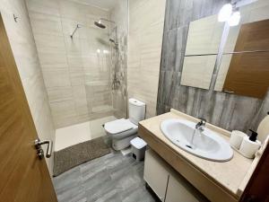 Ванная комната в Casa Azul - Piso amplio en la capital
