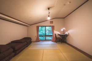 Posezení v ubytování Sounkyo Hostel + 33 fotografií