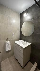 Ванная комната в Hualpa Apartments - G Cruz Mendoza